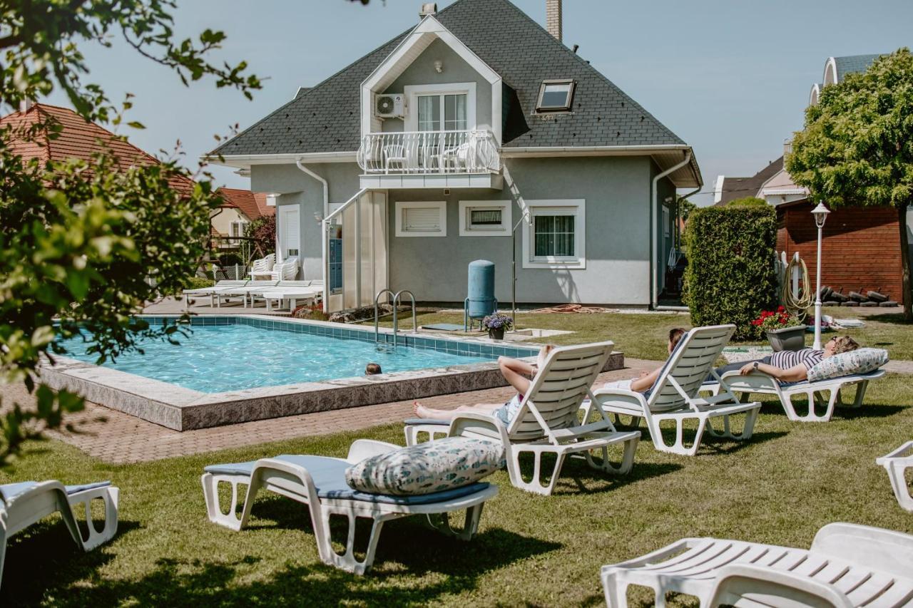 Kék Vendégház Family Resort Gyenesdiás Exterior foto