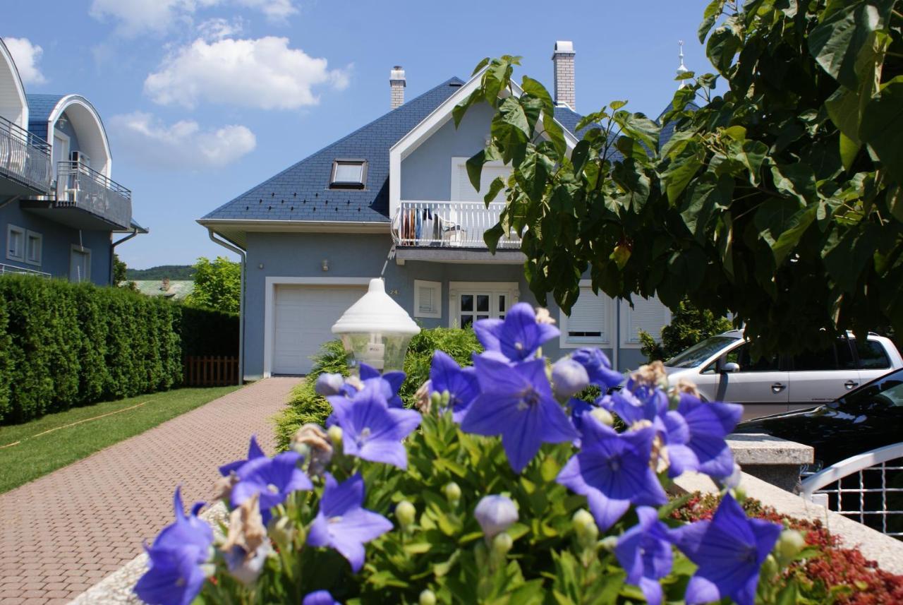 Kék Vendégház Family Resort Gyenesdiás Exterior foto